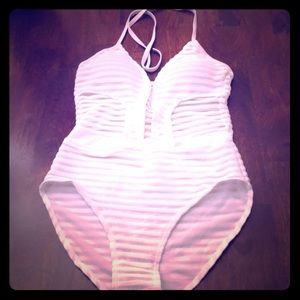 Beautiful !!! White one piece brand new swimsuit